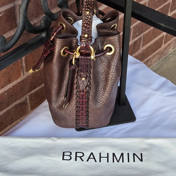 Brahmin Isabelle Brown Lafayette Leather Crossbody Bag Comes with Dust Bag. NWT - Picture 6 of 12